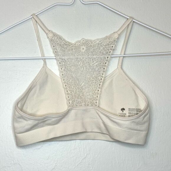 Tucker + Tate Lace Back Halter Seamless Bralette Ivory White Small 7/8 - Picture 2 of 3